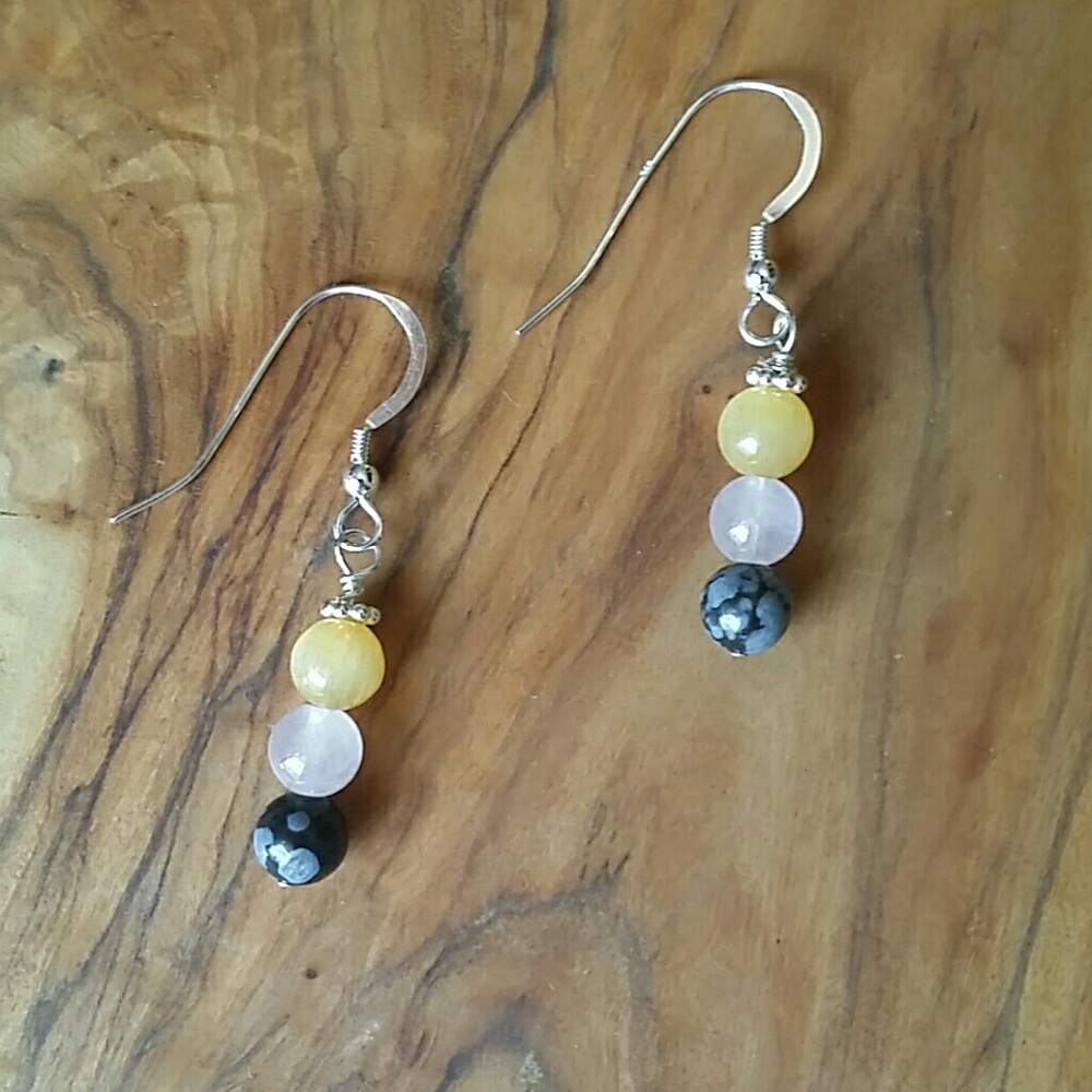 NWOT Multi Bead Earrings